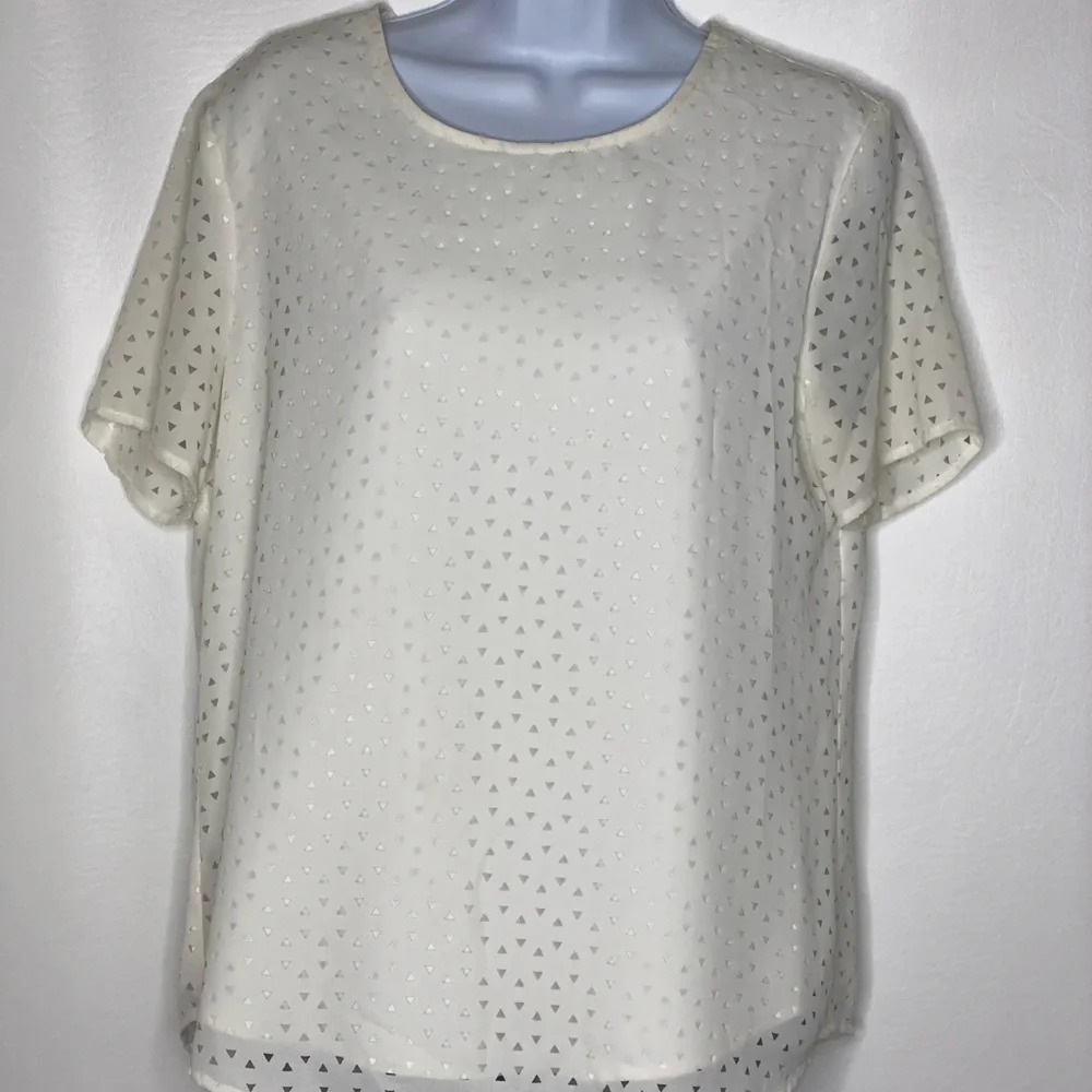 Banana Republic factory women’s white triangle cutout short sleeve blouse Sz Sm